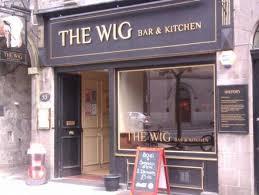 The Wig outside